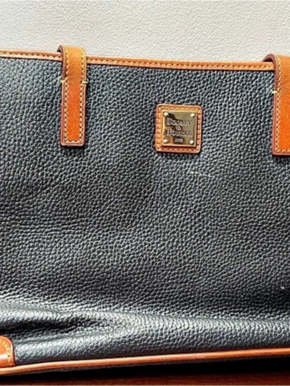 Dooney & Bourke Pebble Grain Small Lexington Tote in Black & Brown